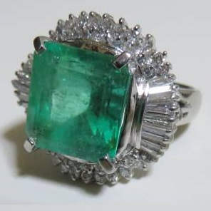 天然エメラルド指輪 Pt900リング